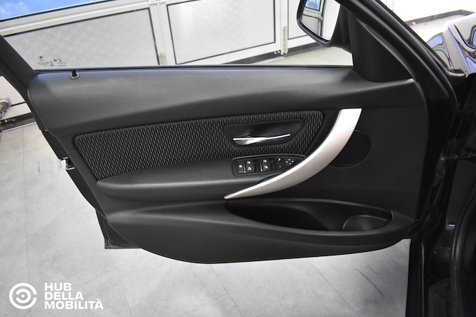 BMW 318d Touring Business Advantage aut.